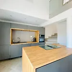 Duplex 120m2 Terrasse Vue Sur Nimes